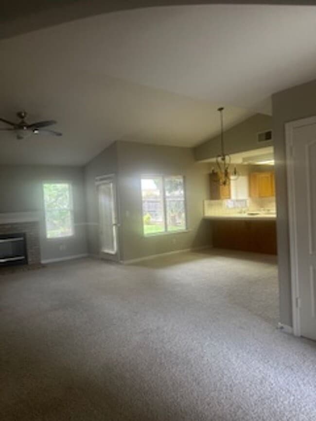 Photo - Nice 2 bedroom home + den or office that c...