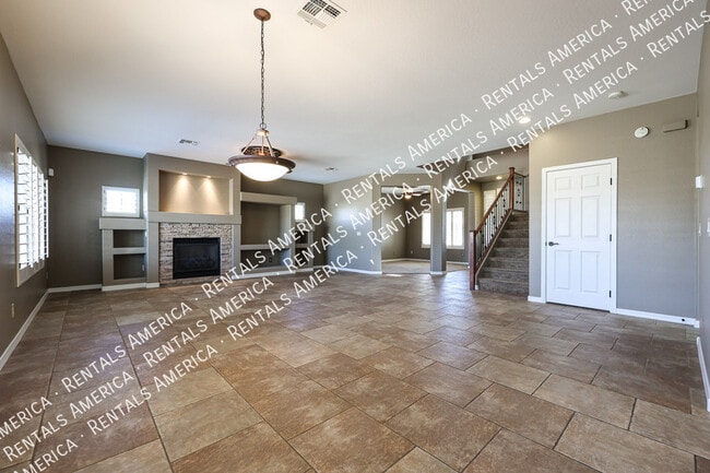 Photo - 26462 N 165th Dr