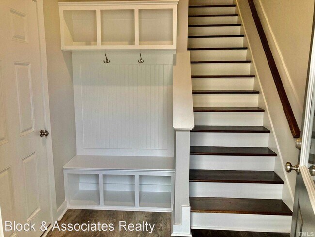 Photo - 3 br, 2.5 bath House - 809 S Franklin Street