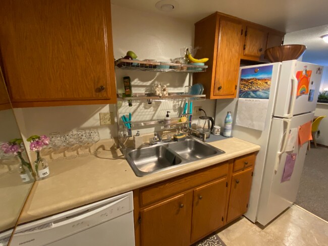 Photo - 365 Ellis Ave Unidad #9