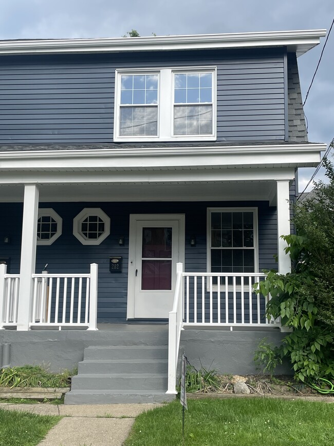 Photo - 202 Center Ave Townhome