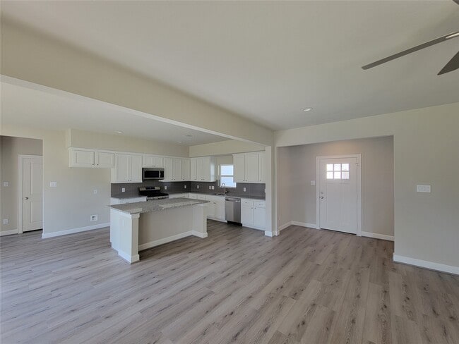 Photo - 1620 La Delle St