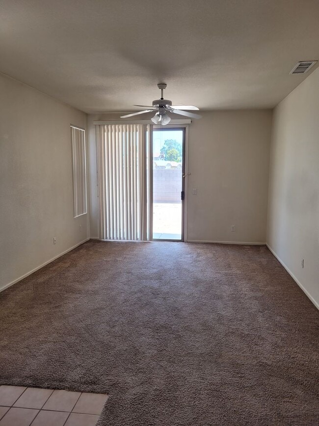 Photo - 8817 N 65th Dr