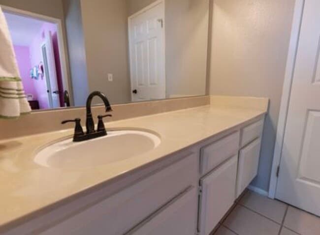 Photo - 1804 Sweet Briar Pl