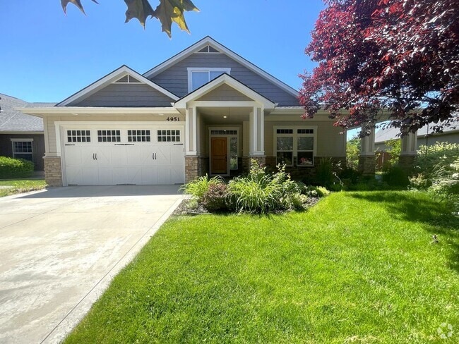 Building Photo - Gorgeous 4 bed 3 bath home in Meridian, ju...