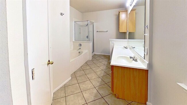 Photo - 903 Lantana Dr