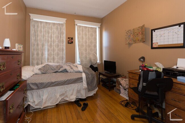 Photo - ALLSTON - 5 bed 2 bath - 9/1/26