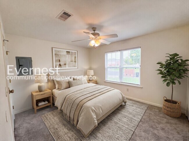Photo - 10800 Frenchmen Loop Unit B