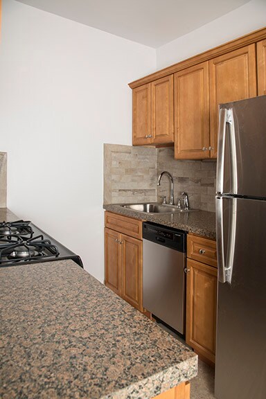 Kitchen - 3 Rm, 1 Bd, 1 Ba