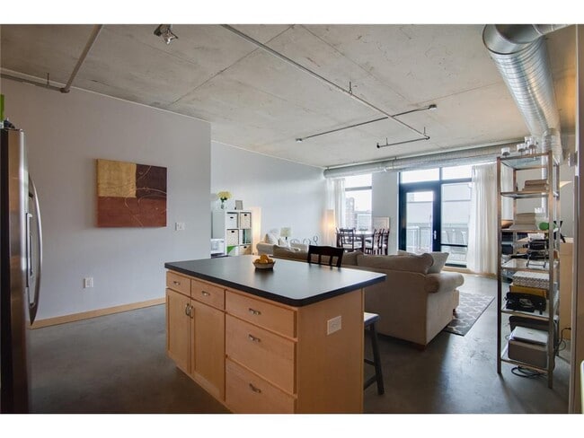 Photo - 720 N 4th St Unit 512
