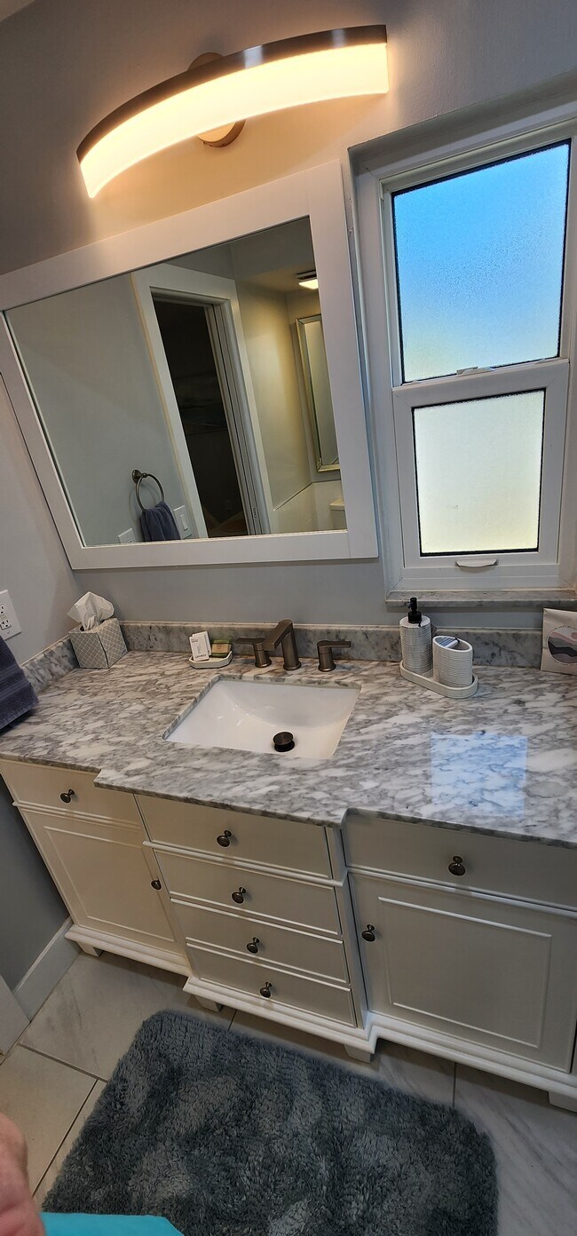 Photo - 601 Heritage Ln