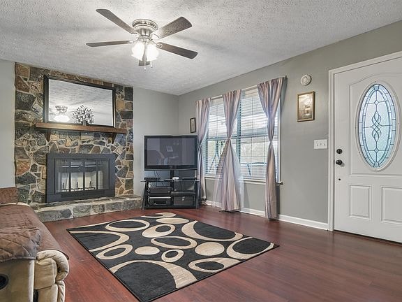 Photo - 793 Summer Hill Ln