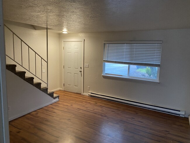 Photo - 172 Salem Heights Ave SE Unit 172