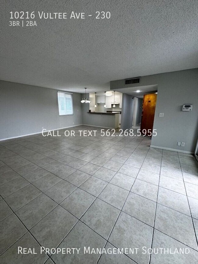 Photo - 10216 Vultee Ave Unidad 230