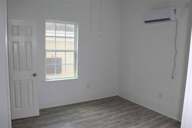 Photo - 1015 30th St Unidad 4