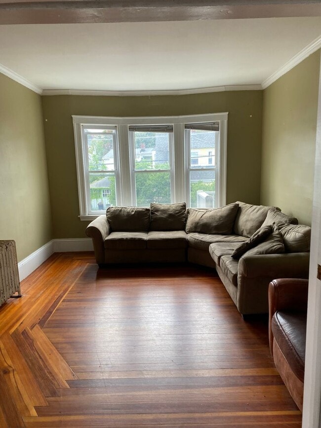 20-22 Greenleaf Avenue