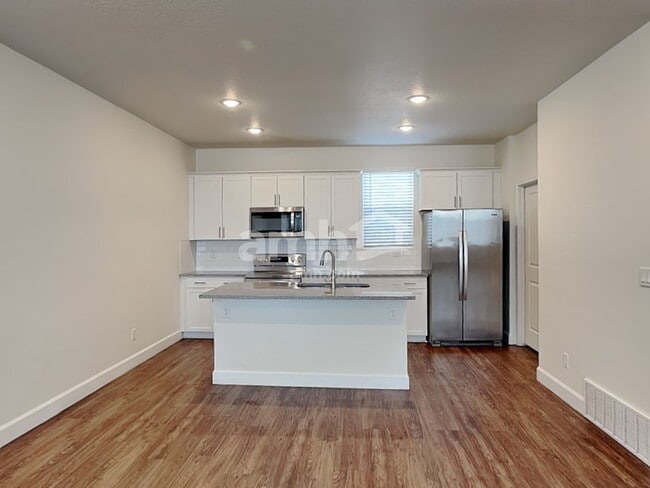 Photo - 6082 S Jordan Pkwy W