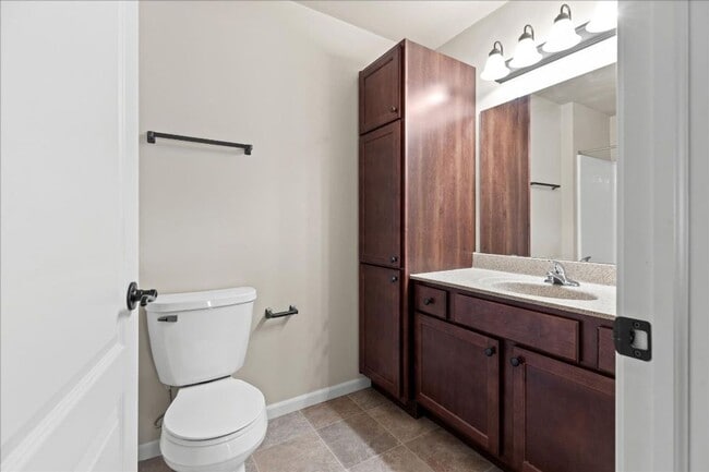 Broadway Commons LLC