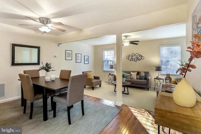 Photo - 15902 Yukon Ln