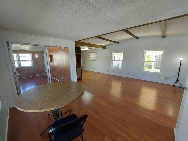 Photo - 55+ Community Home in Saralake Estates – 2 Bed / 2 Bath