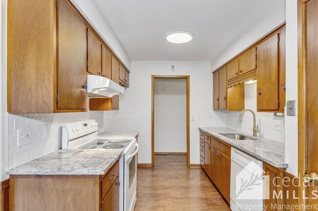 Photo - Mid Century 3 Bedroom