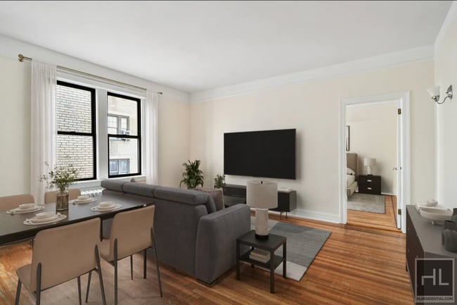 Photo - West 10th Street Unidad 3F