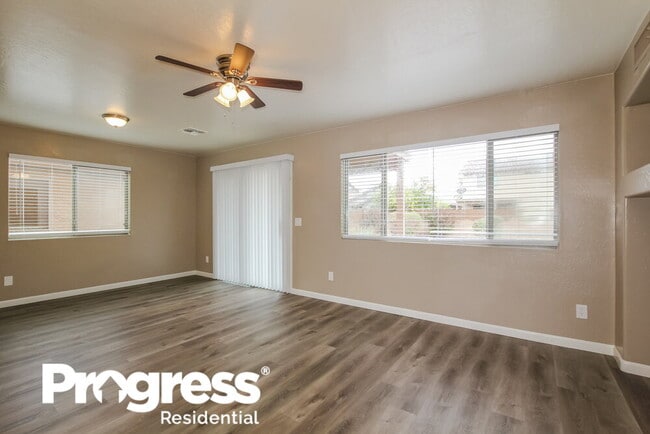 13821 W Keim Dr