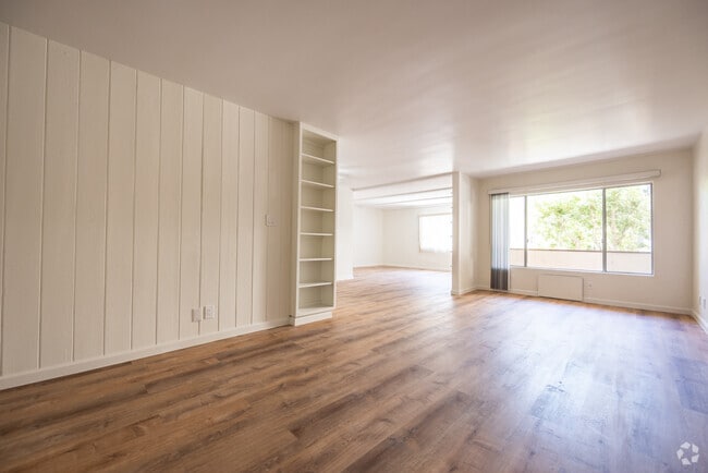 Building Photo - 1831 Prosser Ave Unit 204 Rental