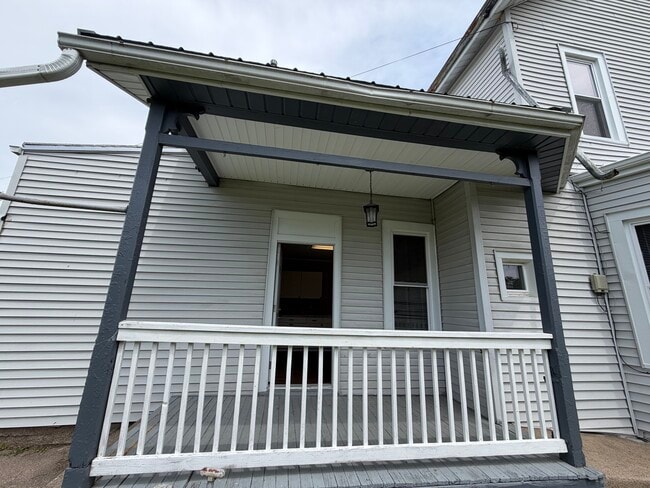 Back Deck - 2515 Jackson St