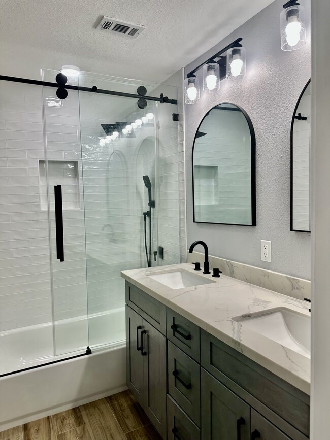 Photo - 10615 Piping Rock Ln