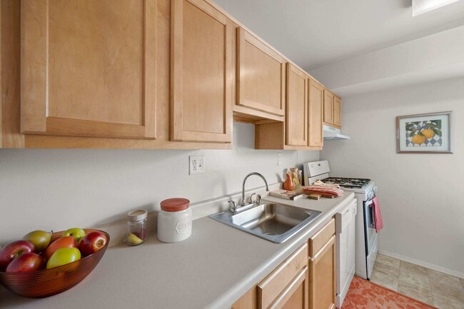 21-web-or-mls-commonsatwhitemarshmodel1-10 - Commons at Whitemarsh