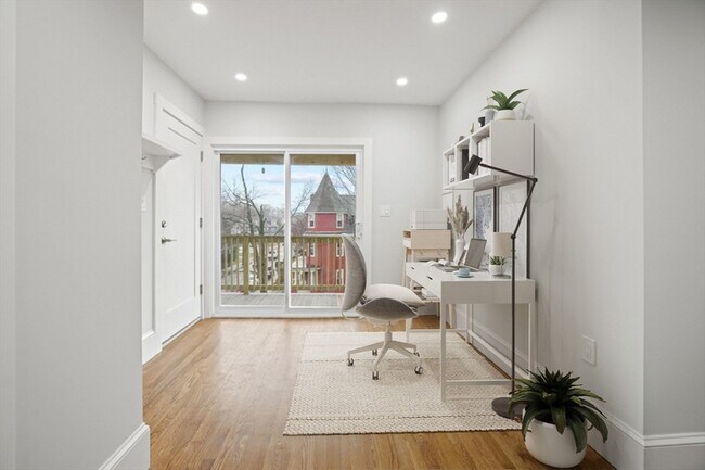 49 Milwood St Unit 1