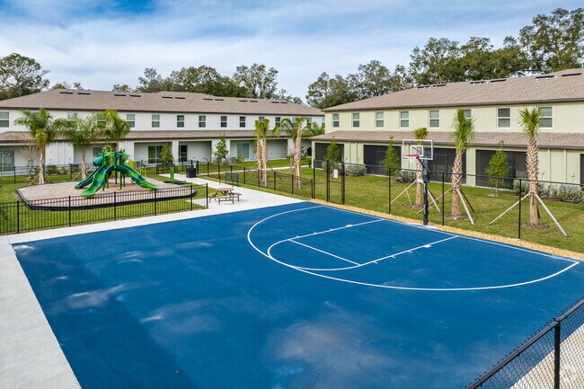 37742 Leafside Ln Zephyrhills, FL
