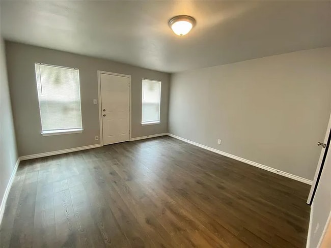 Photo - 1040 E Richmond Ave