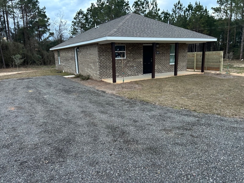 Photo - 1090 McRae St