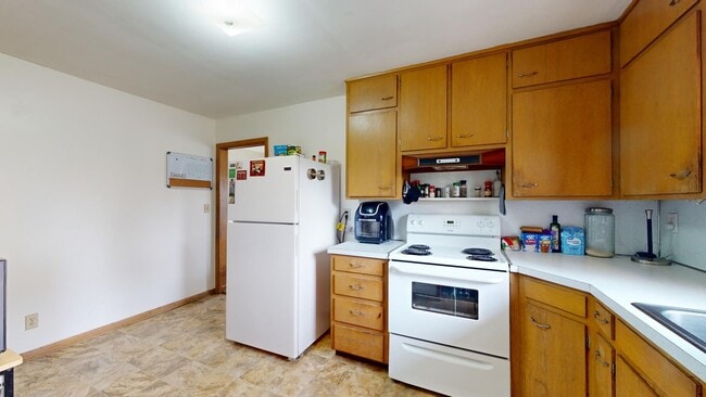 Photo - Duplex in North Ames - Close to Mall