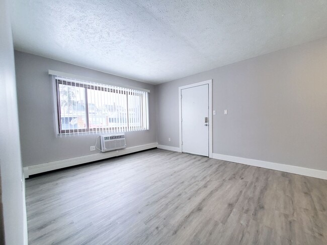 Photo - Smartland One-3-One Apartments