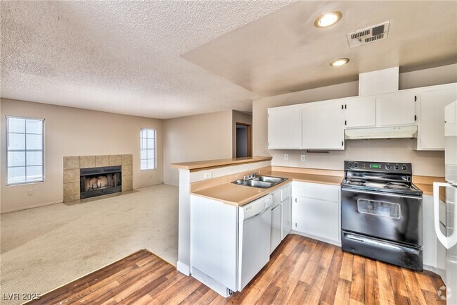 Building Photo - 1914 Dwarf Star Dr Unit 2029 Rental