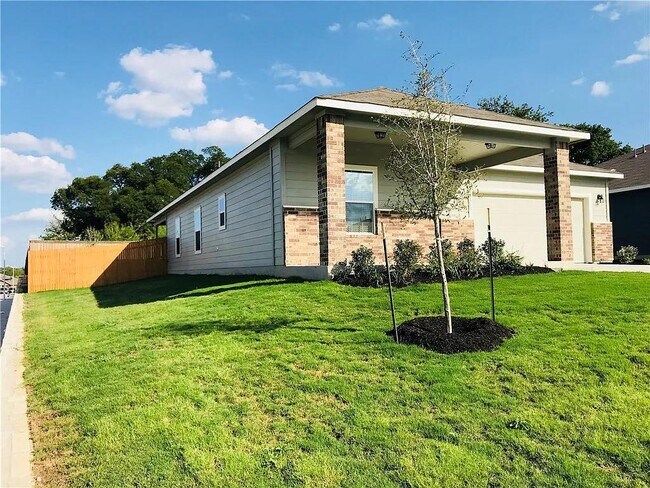 Building Photo - 13813 Harrisglenn Dr Rental