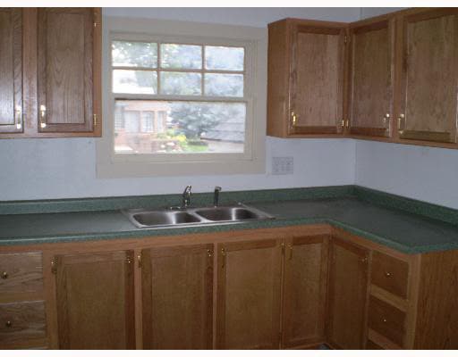 Photo - 2530 Bonds Ave