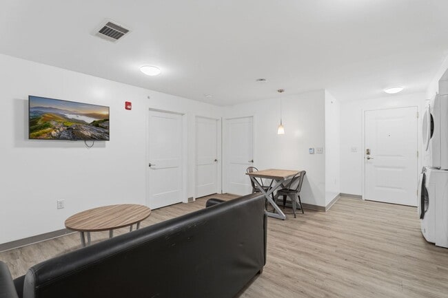 Photo - The Outlook Apartments