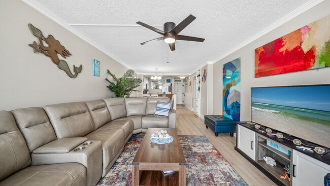 Building Photo - 7205 Thomas Dr Rental