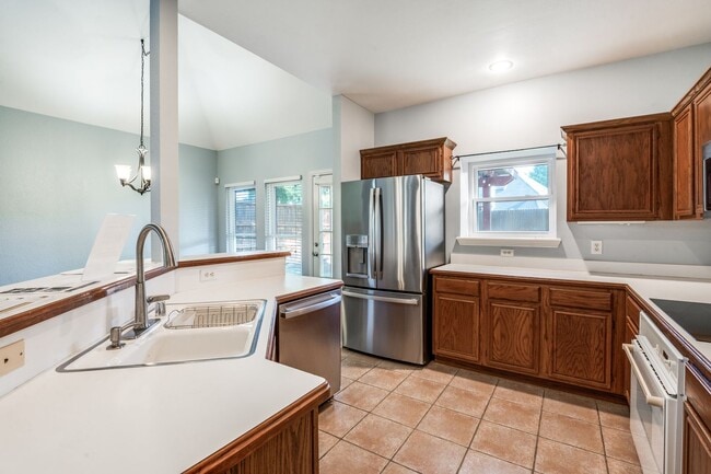 Photo - Updated 3 Bed, 3 Bath in N. Carrollton.