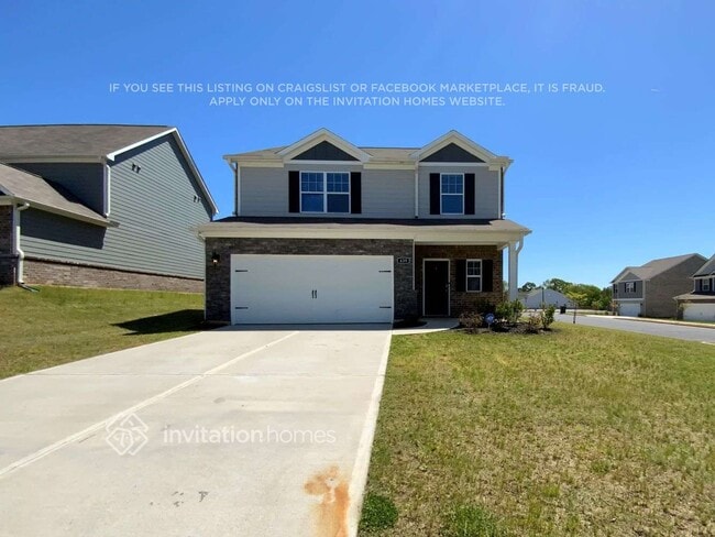 Photo - 439 Vermeer Ct