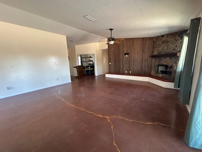Photo - 5995 Encelia Dr