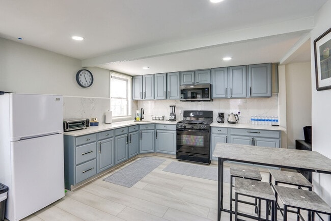 Photo - 301 Lembeck Ave Unit SI ID1545977P