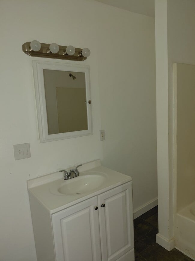 Photo - 2820 SE Massachusetts Ave Unit 1