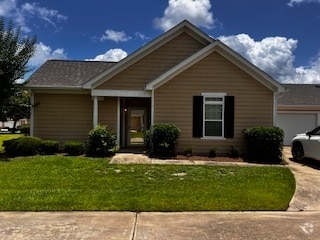 Building Photo - 310 Hidden Creek Cir Rental