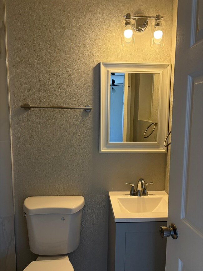 Photo - 4664 Blount Ave