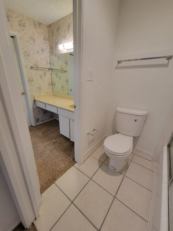 Photo - 203 Sprucewood Ln Unit B